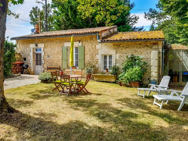 Maison à vendre à Ruffec (16700) - Charente