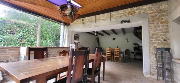 Maison familiale, piscine, boxe à chevaux ou plus