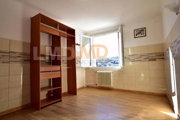 Vente A Terme- Local- Chambre d'hôte