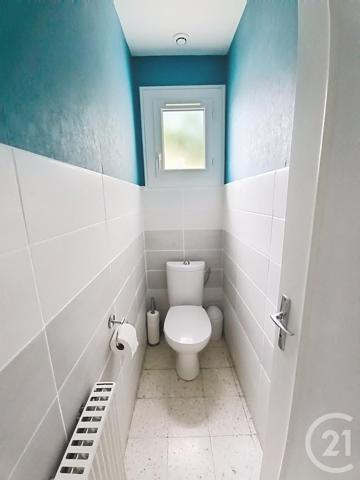 Maison à vendre  5 pièces - 141 m 2   MIGNE AUXANCES  - 86