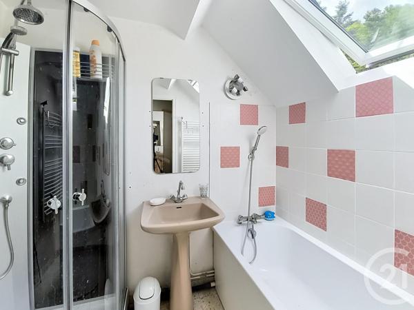Maison à vendre  5 pièces - 141 m 2   MIGNE AUXANCES  - 86