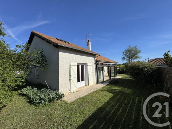 Maison à vendre  5 pièces - 141 m 2   MIGNE AUXANCES  - 86