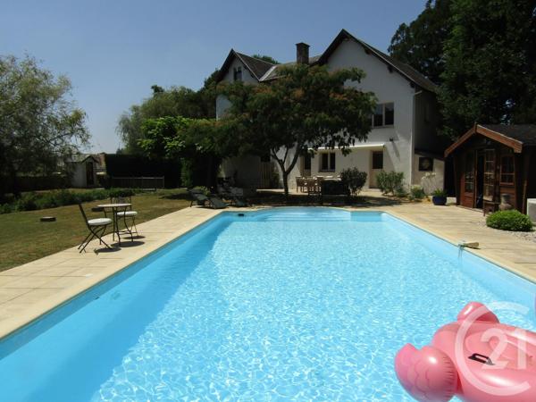 Maison à vendre  7 pièces - 171 m 2   BRIOUX SUR BOUTONNE  - 79