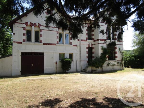 Maison à vendre  7 pièces - 171 m 2   BRIOUX SUR BOUTONNE  - 79