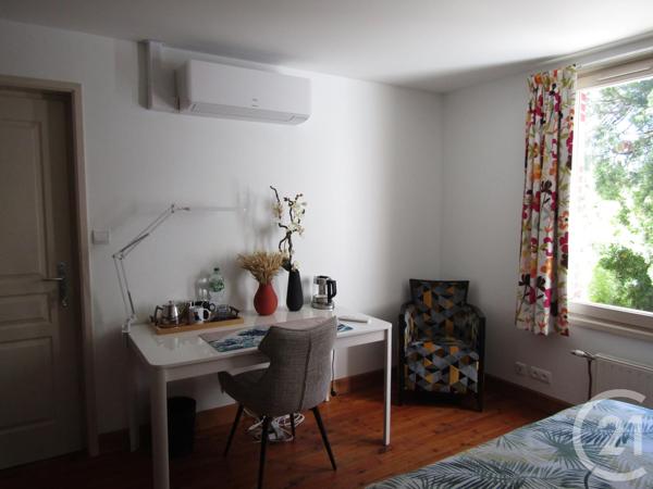 Maison à vendre  7 pièces - 171 m 2   BRIOUX SUR BOUTONNE  - 79