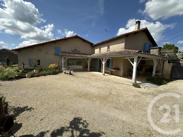 Maison à vendre  7 pièces - 171 m 2   BRIOUX SUR BOUTONNE  - 79