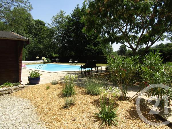 Maison à vendre  7 pièces - 171 m 2   BRIOUX SUR BOUTONNE  - 79