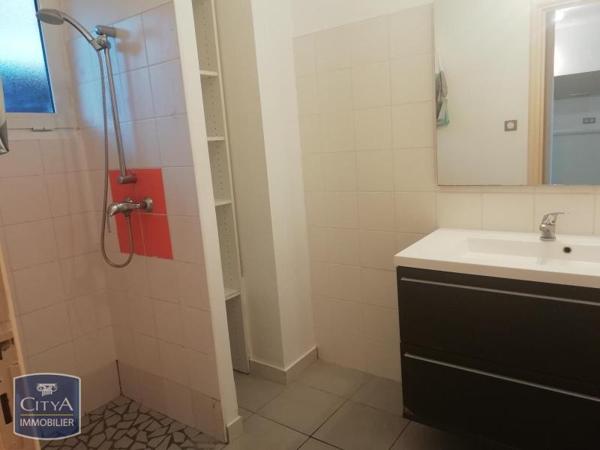 Appartement à louer 2 pièces 44m²