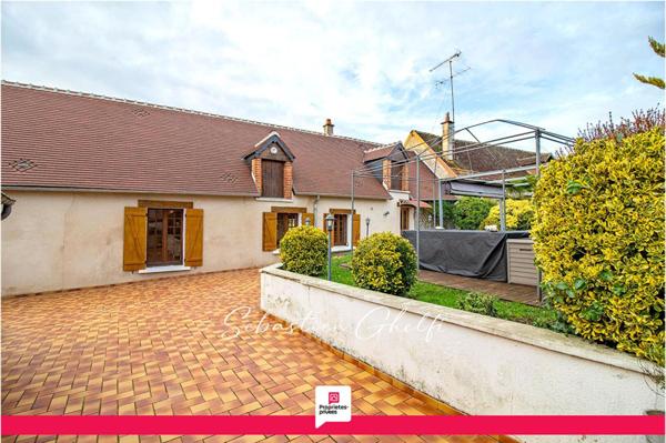 belle maison de plain-pied avec hangar et grand terrain