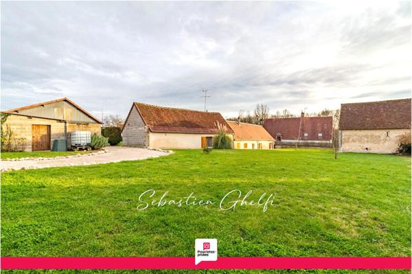 belle maison de plain-pied avec hangar et grand terrain