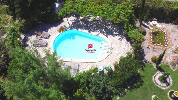 Maison 12 pièces 322 m² avec piscine à Clarensac