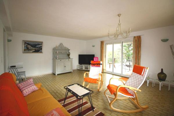 Maison 12 pièces 322 m² avec piscine à Clarensac