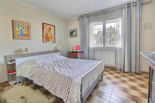 Maison 12 pièces 322 m² avec piscine à Clarensac