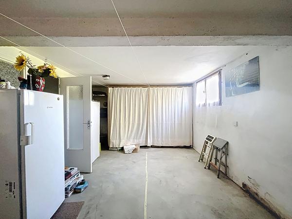 Maison Manosque 5 pièces 168 m² avec  atelier, cave et garage