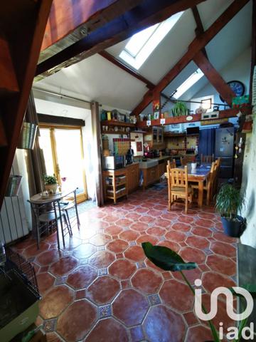 Maison à vendre 7 pièces 155 m² Le Breil-sur-Mérize