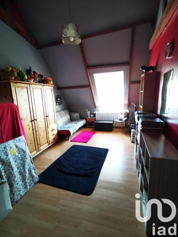 Maison à vendre 7 pièces 155 m² Le Breil-sur-Mérize