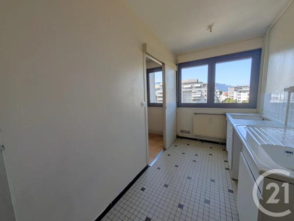 Appartement T2 à vendre  2 pièces - 43,60 m 2   CHAMBERY  - 73
