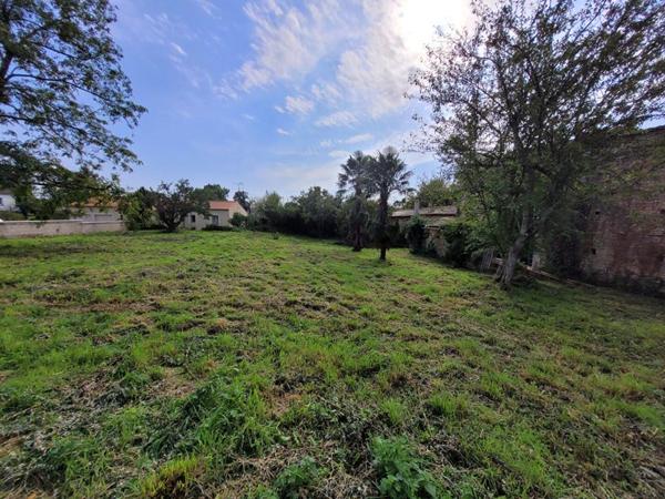 Terrain Sainte Ouenne 964 m2
