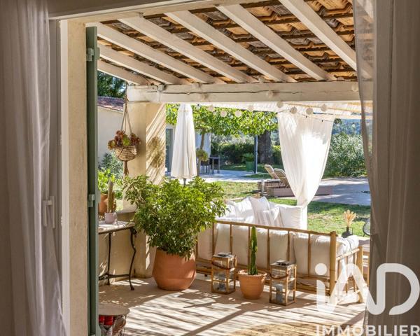 Maison à vendre 6 pièces 168 m² Pourrières
