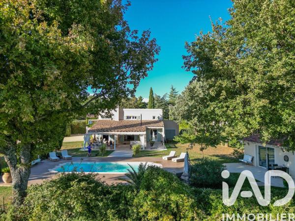 Maison à vendre 6 pièces 168 m² Pourrières