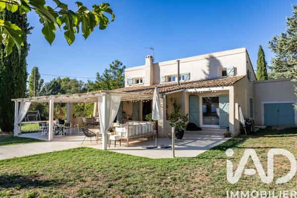 Maison à vendre 6 pièces 168 m² Pourrières