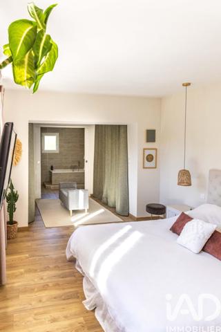 Maison à vendre 6 pièces 168 m² Pourrières