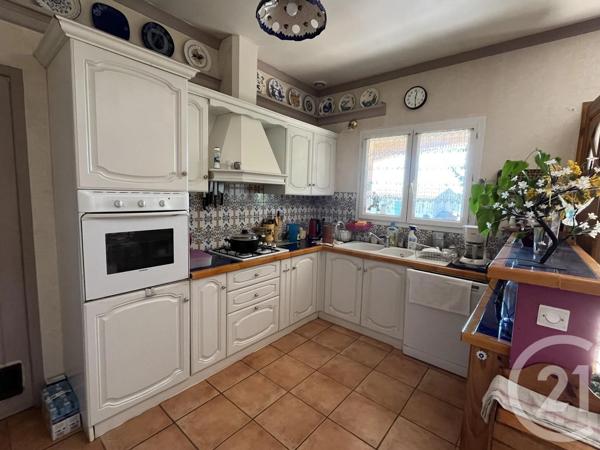 Maison à vendre  4 pièces - 88,93 m 2   REILLANNE  - 04