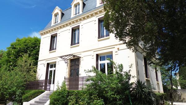Pougues-les-Eaux (58320) Maison de Maître