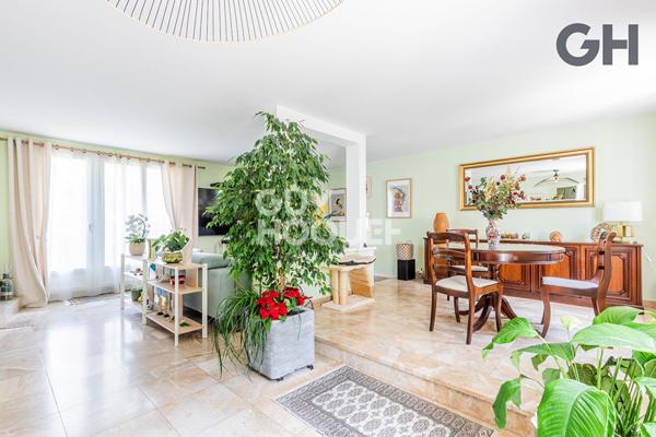 CHARMANTE MAISON FAMILIALE DE 6 PIECES (129 m²) À SOISY-SUR-SEINE