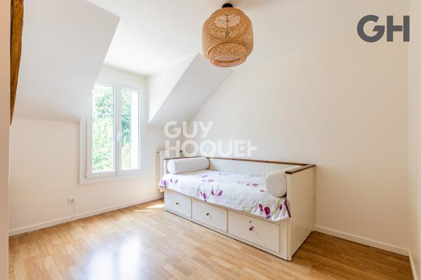 CHARMANTE MAISON FAMILIALE DE 6 PIECES (129 m²) À SOISY-SUR-SEINE