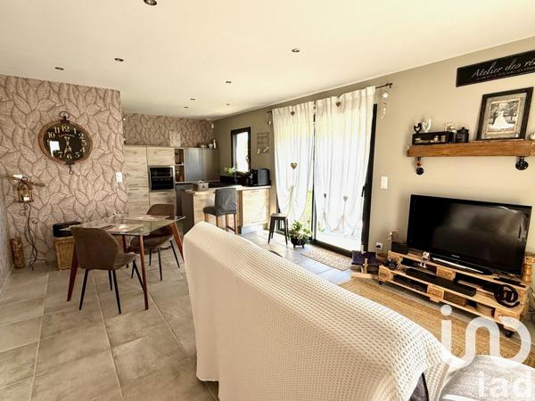 Maison 2 pièces de 50 m² à Bollène (84500)