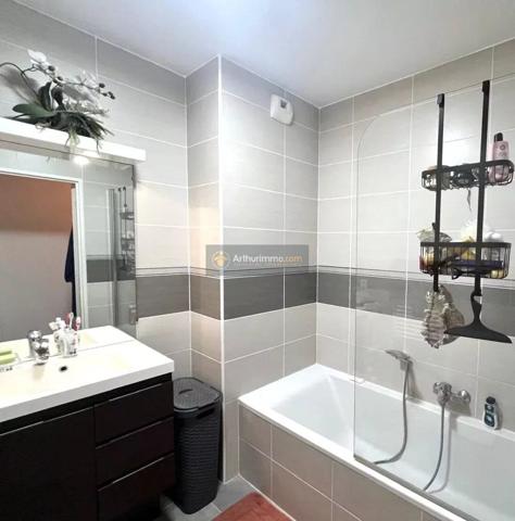 Vente Appartement 3 pièces 65 m2 à Fréjus