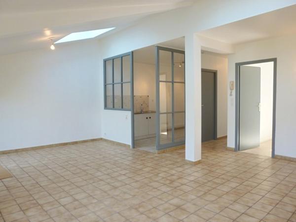 Location 4 Pieces 111 54710 Ludres 8663