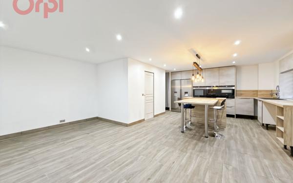 Appartement à vendre    5 pièces • 116,90 m2 Saulx-les-Chartreux