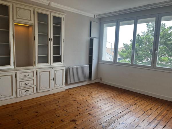 Appartement Rochefort 2 pièce(s) 65.46 m2