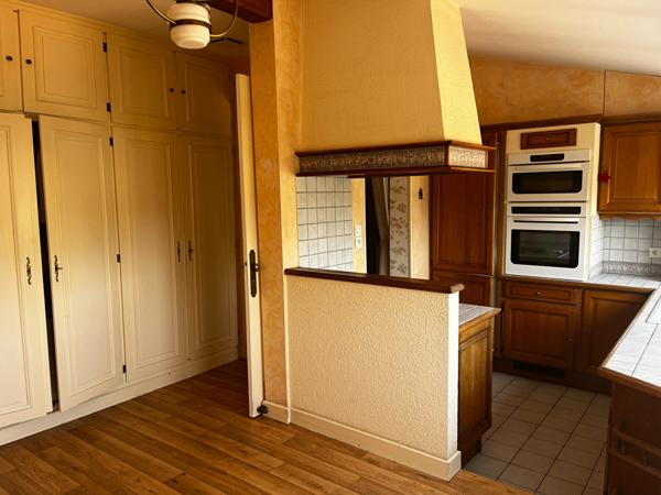 Appartement Rochefort 2 pièce(s) 65.46 m2