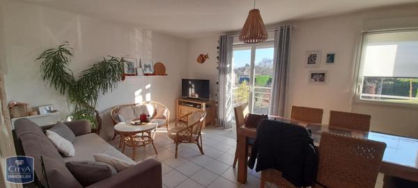 Appartement à louer 3 pièces 68.36m² Grenay (62160)