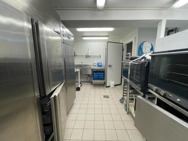 Maison - Vallee d'aspe - Réf.:205333 VALLEE D'ASPE AU COEUR D'UN VILLAGE - BEL ENSEMBLE IMMOBILIER IDEAL POUR PROJET DE CHAMBRES ET TABLE D'HOTES -