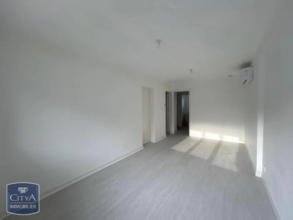 Appartement à louer 2 pièces 38.9m² Agen (47000)