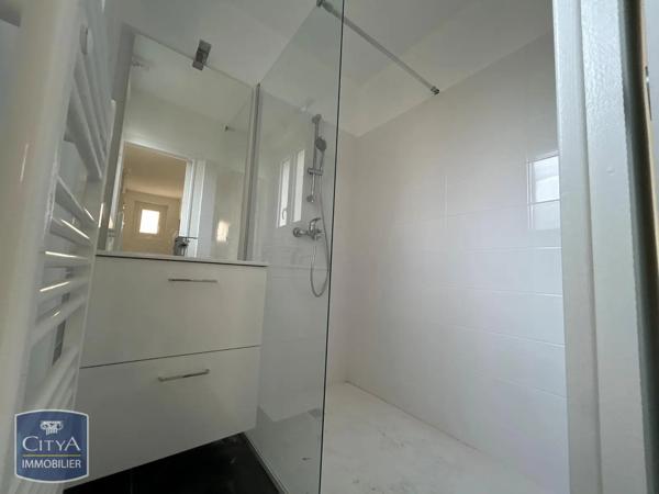 Appartement à louer 2 pièces 38.9m² Agen (47000)