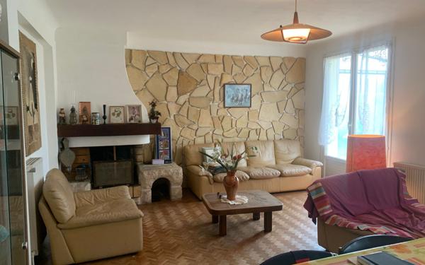 Maison à vendre    4 pièces •  Guilers