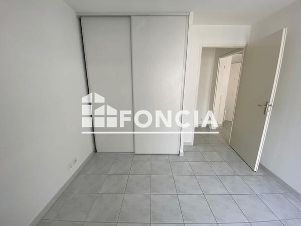 Location Appartement 2 pièces 38.07 m² - 231 AVENUE JEAN AICARD Saint Laurent Du Var 06700