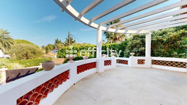 Maison 7 pièces - 260 m²