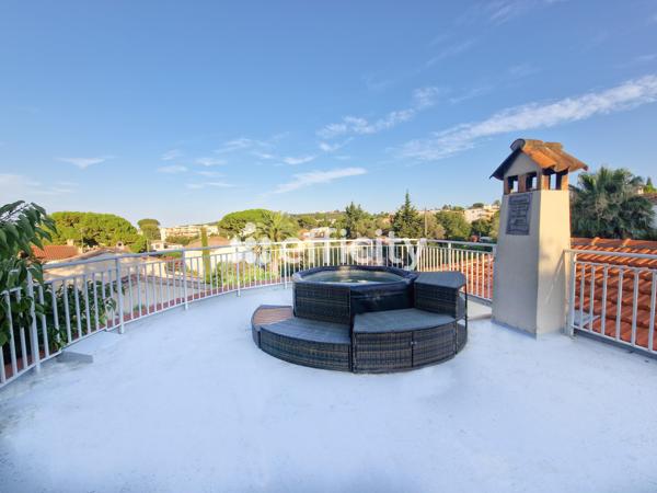 Maison 7 pièces - 260 m²