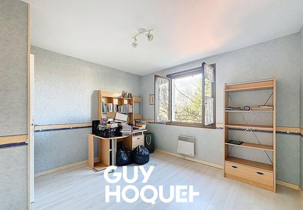 Charmante Maison 4 Chambres + Garage et Terrain Constructible de 1526 m² environ - 71570 LA CHAPELLE DE GUINCHAY