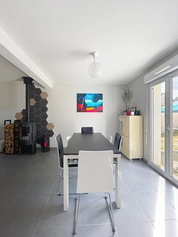 Maison 4 chambres avec vie de plain-pied