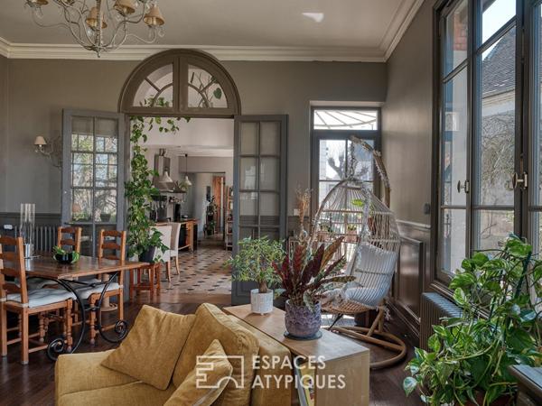 Maison de caractère en coeur de ville avec jardin et revenus locatifs