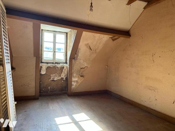 MAISON A RENOVER QUARTIER EGLISE DU VOEU