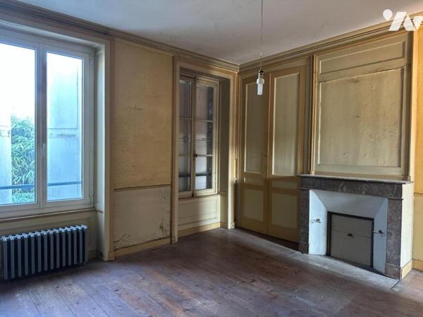 MAISON A RENOVER QUARTIER EGLISE DU VOEU