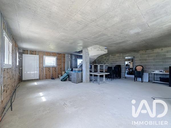 Maison à vendre 12 pièces 346 m² Vétraz-Monthoux